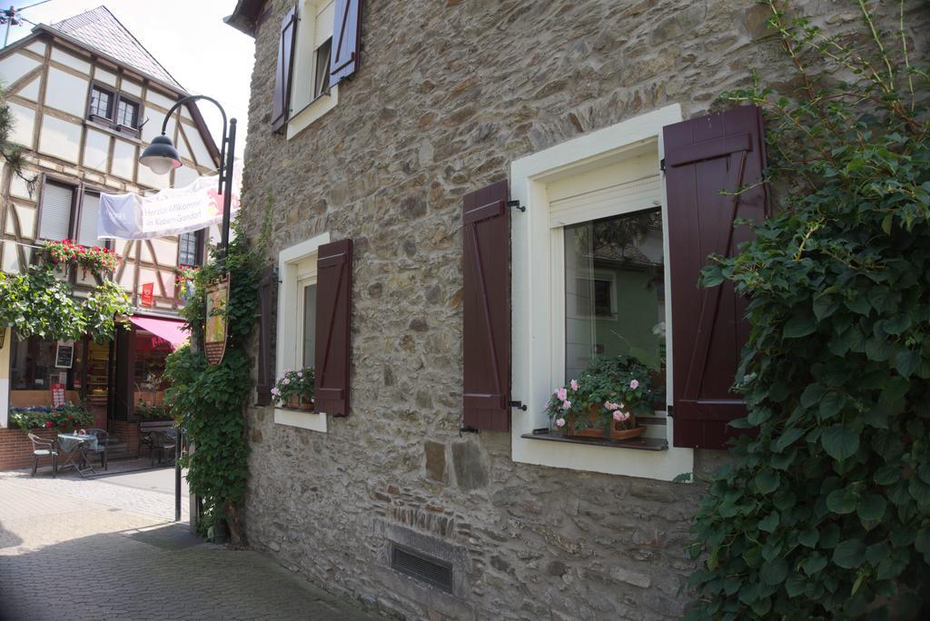קוברן-גונדורף Hotel Garni Altes Winzerhaus Moselschaenke מראה חיצוני תמונה