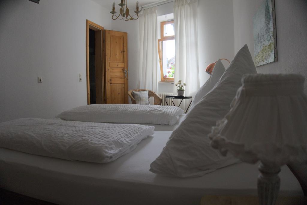 קוברן-גונדורף Hotel Garni Altes Winzerhaus Moselschaenke מראה חיצוני תמונה